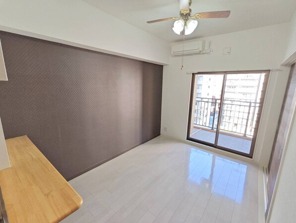 Luxe新大阪Iの物件内観写真